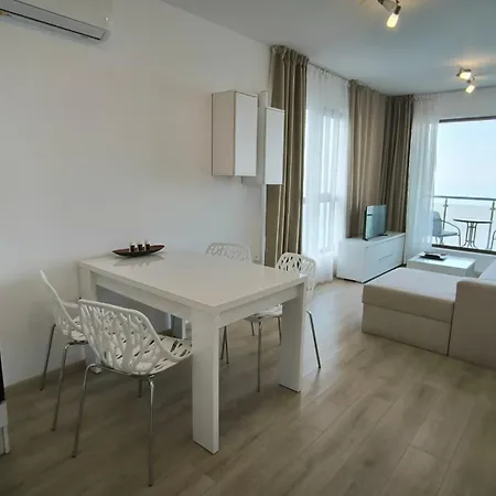 Kabakum Sea View Apartament *